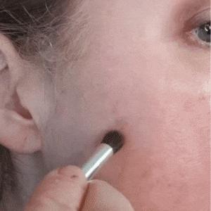 日常眼影妆手残党也能学会,不会画眼影的姐妹用这支懒人眼影