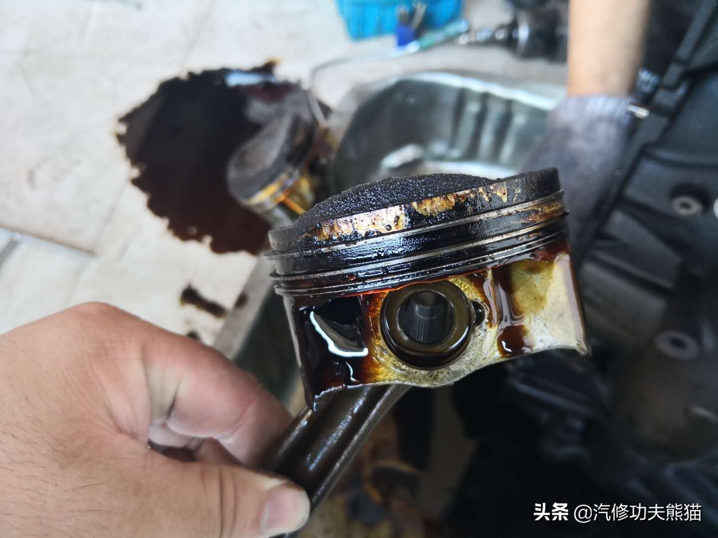 2017款途观丝绸之路1.8t烧机油吗,途观2015款1.8t四驱豪华版烧机油