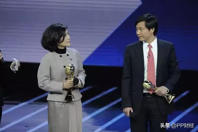 董明珠和雷军打赌十亿谁赢,董明珠与小米雷军的打赌谁赢了