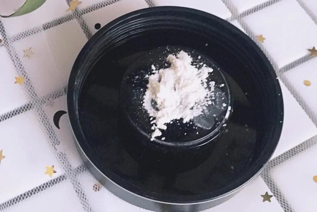 夏天底妆如何不卡粉脱妆,特别脱妆适合什么底妆