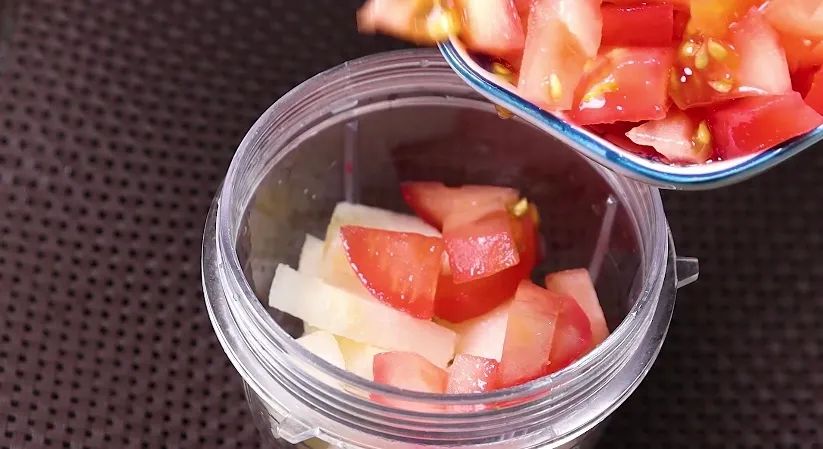 宝宝蛋黄怎么加到全蛋,宝宝蛋黄怎么加到粥里