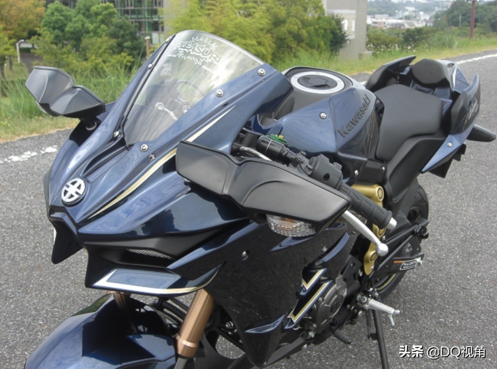 川崎z125改装效果图,国外牛人改装川崎z900