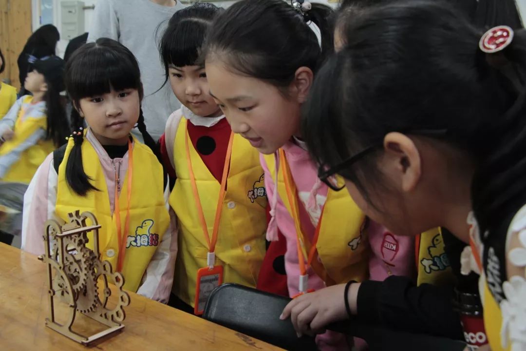 专业美院美术培训学校,高端美术特长生培训学校