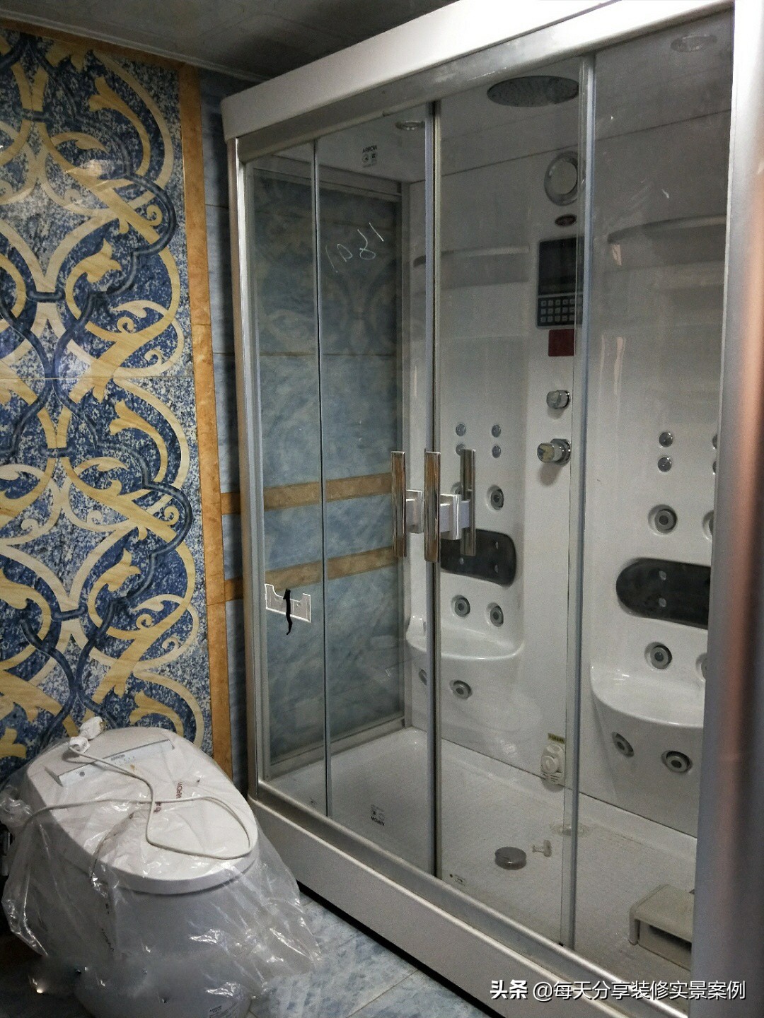 装修了一套房子,装修完一共花了25万