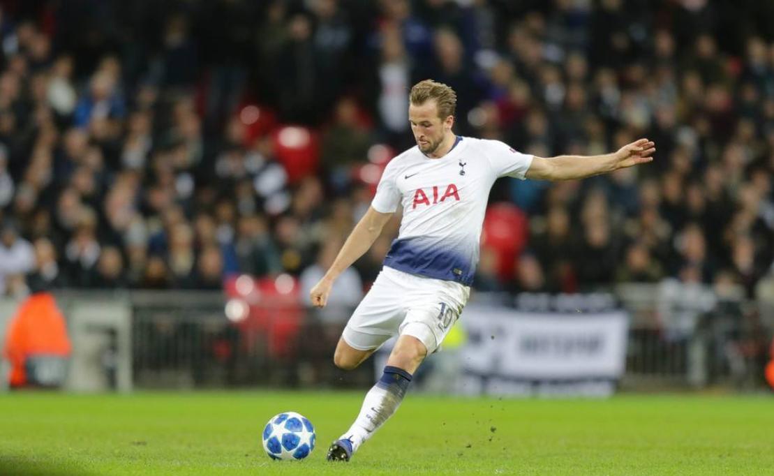 鍑仼鐣欏湪鐑埡鎴戜細鎴愪负浼犲,鍝堥噷鍑仼涓轰粈涔堜笉鐣欏湪鐑埡