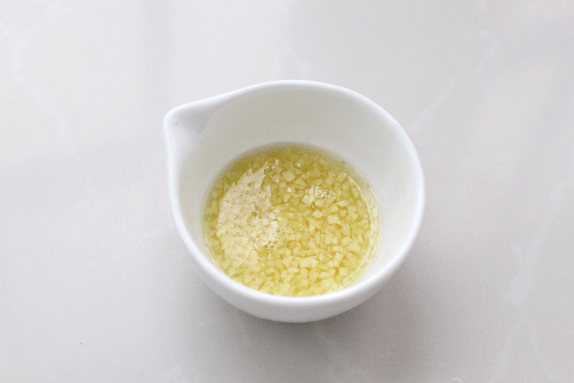 手把手教你清蒸大闸蟹的正确做法,清蒸大闸蟹味道鲜美做法简单极了