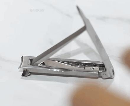 给家里买了一把“不便宜”的指甲刀，妈妈竟然说我会勤俭持家