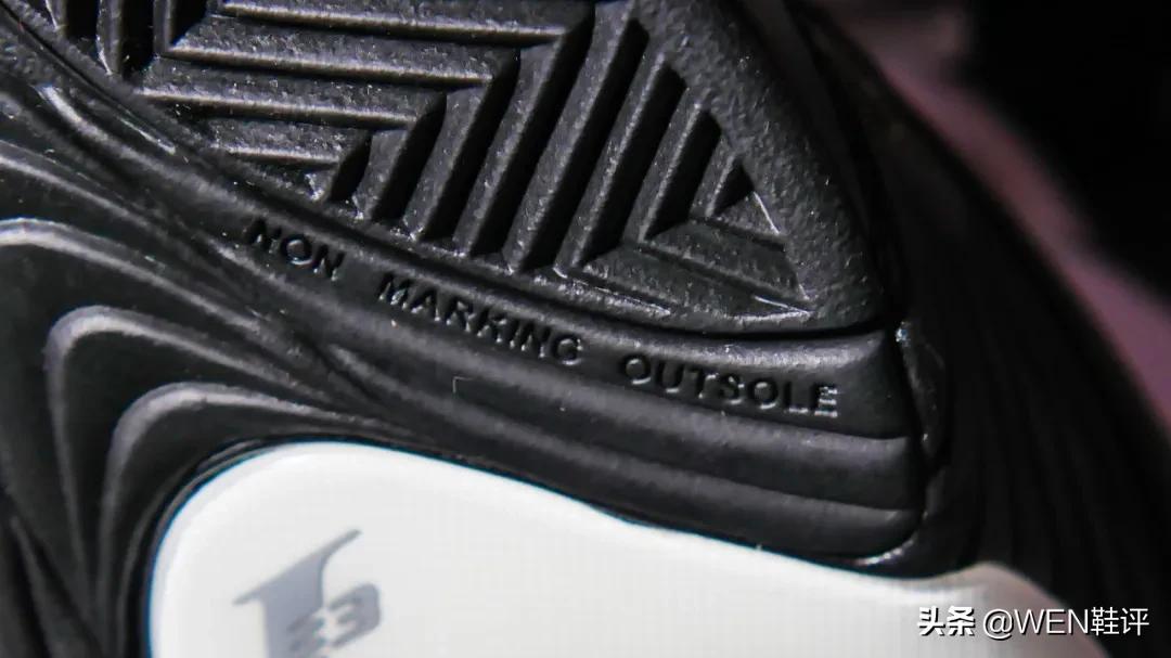 这个世纪之跨，我愿称之为最强！ReebokANSWERIV“StepOver”开箱