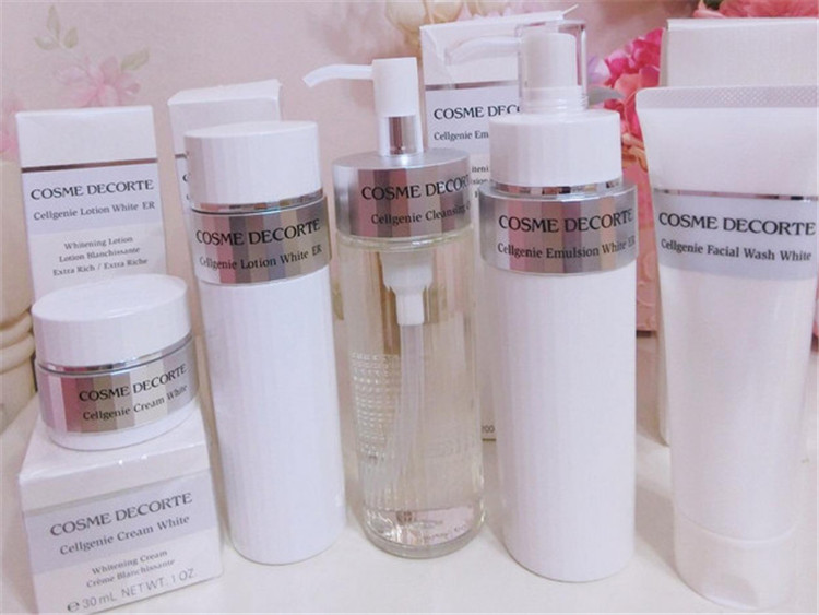 去暗沉黄气的水乳测评,适合皮肤暗沉的水乳测评