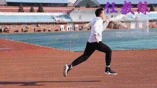 北京中小学生中考50米跑技巧训练,中考体育50米跑训练动作