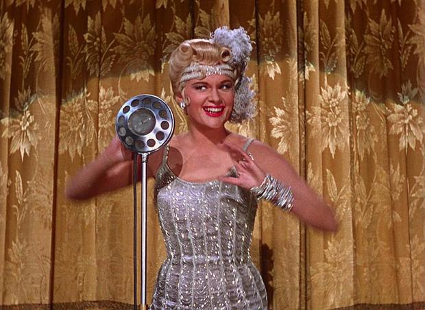 歌舞片圣经《雨中曲》上映67周年