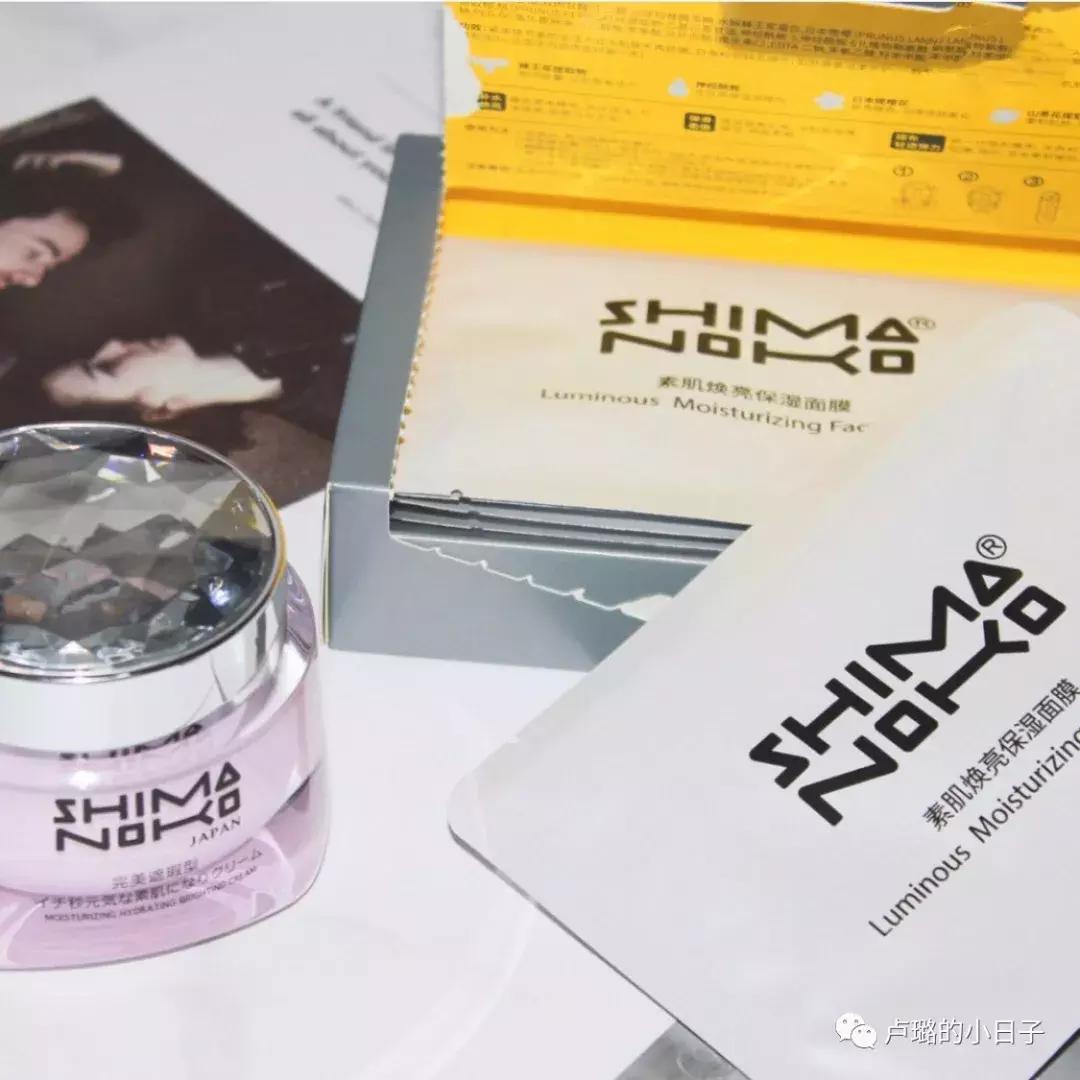 短期旅行必备化妆包是什么,出门手提袋便携女时尚化妆包