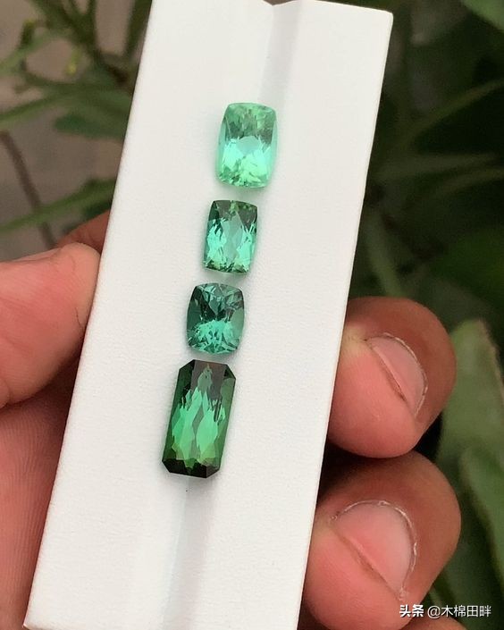 有哪些宝石首饰值得购买,首饰上的宝石值得买吗