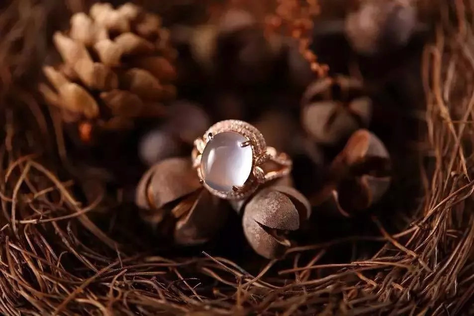 教你一秒钟识别6种爆款假珠宝,五种高大上伪珠宝玉石