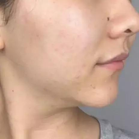 一键磨皮拯救无数卡粉的粉底液,磨皮滤镜粉底液