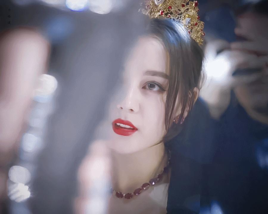 你笑起来真好看三个动作,你笑起来才是最好看的