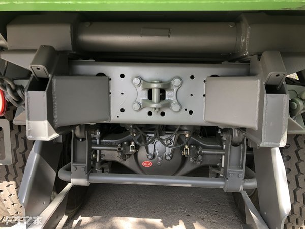 新豪沃渣土车起顶操作步骤,豪沃重汽渣土车功能讲解