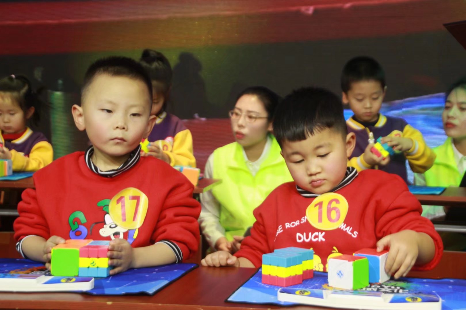 2019忻州智海文化首届“乐童杯”魔方大赛圆满落幕