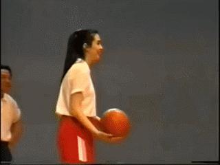 李宁百鬼夜行,李宁一黑一白鞋子