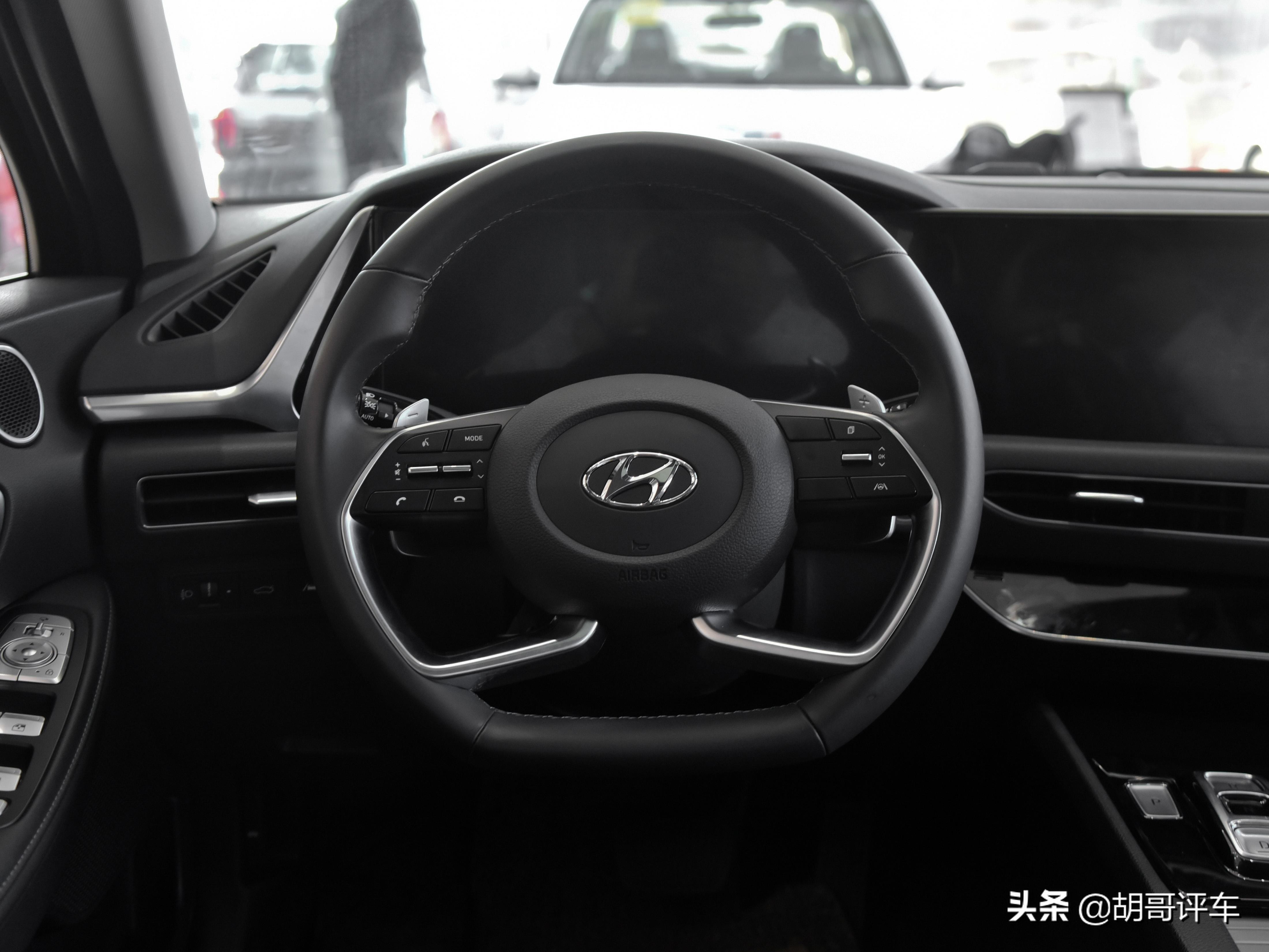 2015款索纳塔九1.6t油耗怎么样,现代索纳塔车长