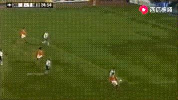 世界足坛十大奇怪破门阵,足坛十大门将扑出任意球前五名