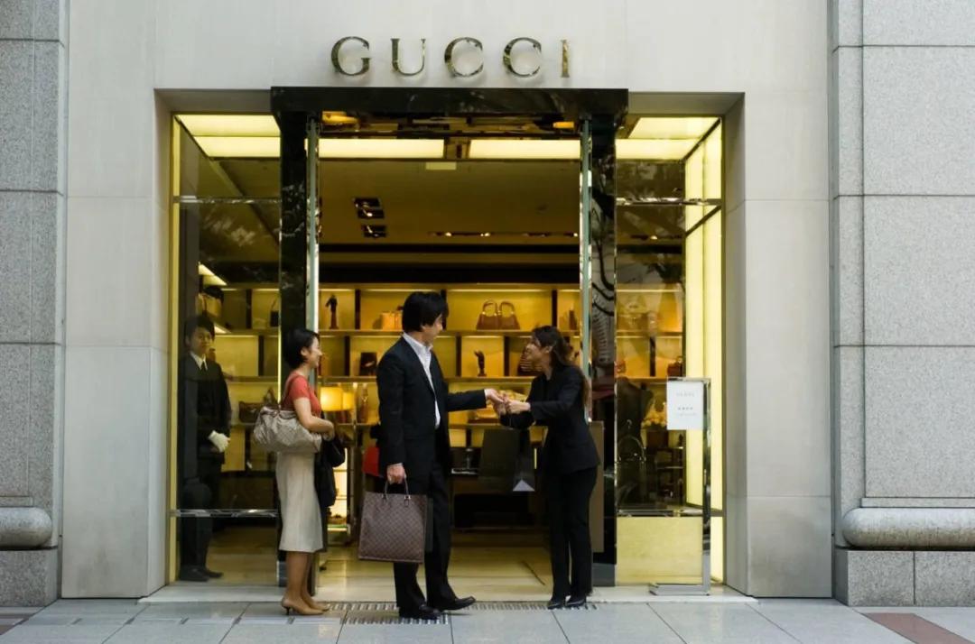 涔癵ucci鐨勪汉,涔癵ucci鐨勪汉鏄粈涔堜汉