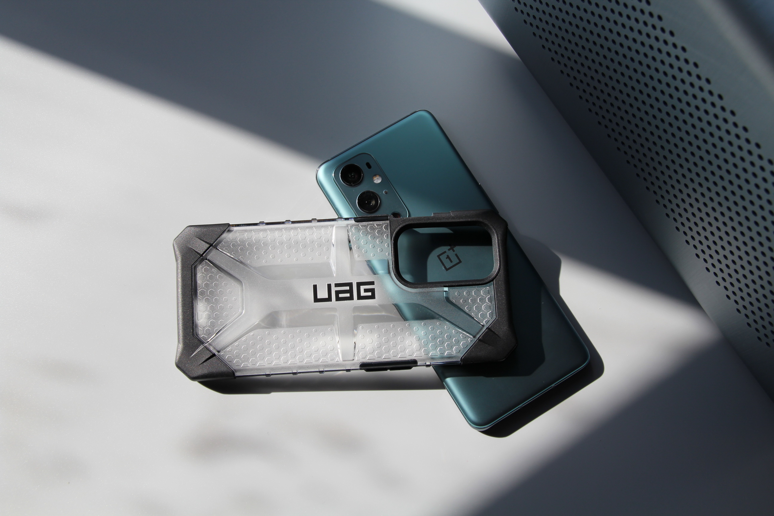 为什么有些手机是直屏换屏贵呢,为啥手机换屏价格差距这么大