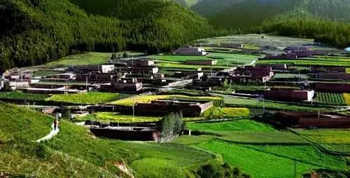 描写甘肃的爆火文章,一篇文章了解甘肃