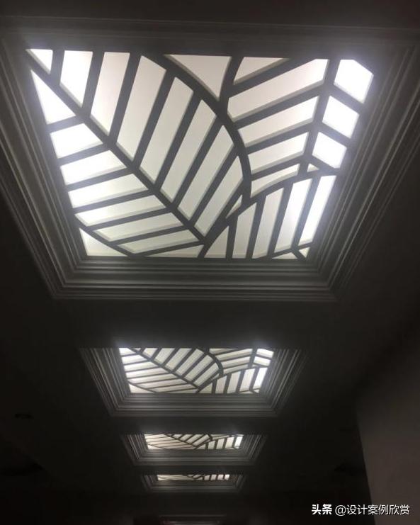 客厅吊顶镂空雕花效果图,镂空雕花板吊顶安装教程视频