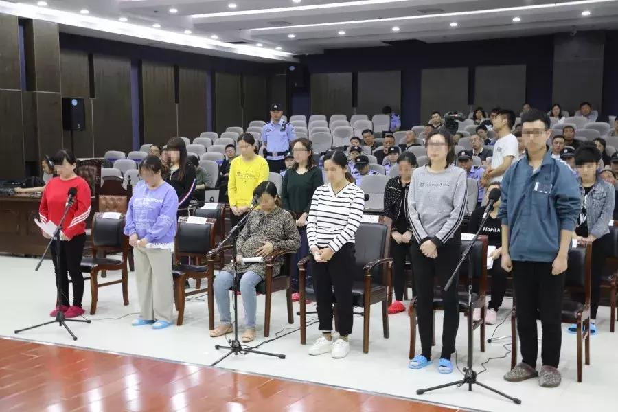 进口*肥药减**竟是“果蔬粉+利尿剂”!微商被判刑且公开道歉