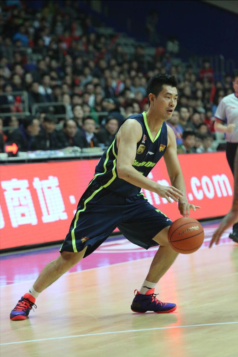 cba球星十大美女老婆,郭艾伦的历任女友