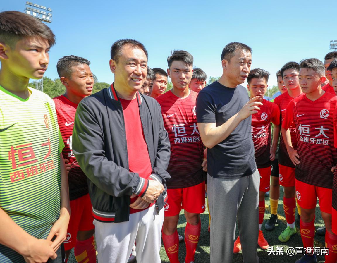 恒大推行一条龙青训模式,恒大青训营训练
