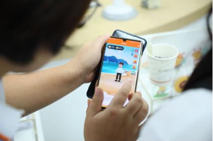 探索全新领域阳光人寿首个“我家阳光”APP线下旗舰店落户羊城