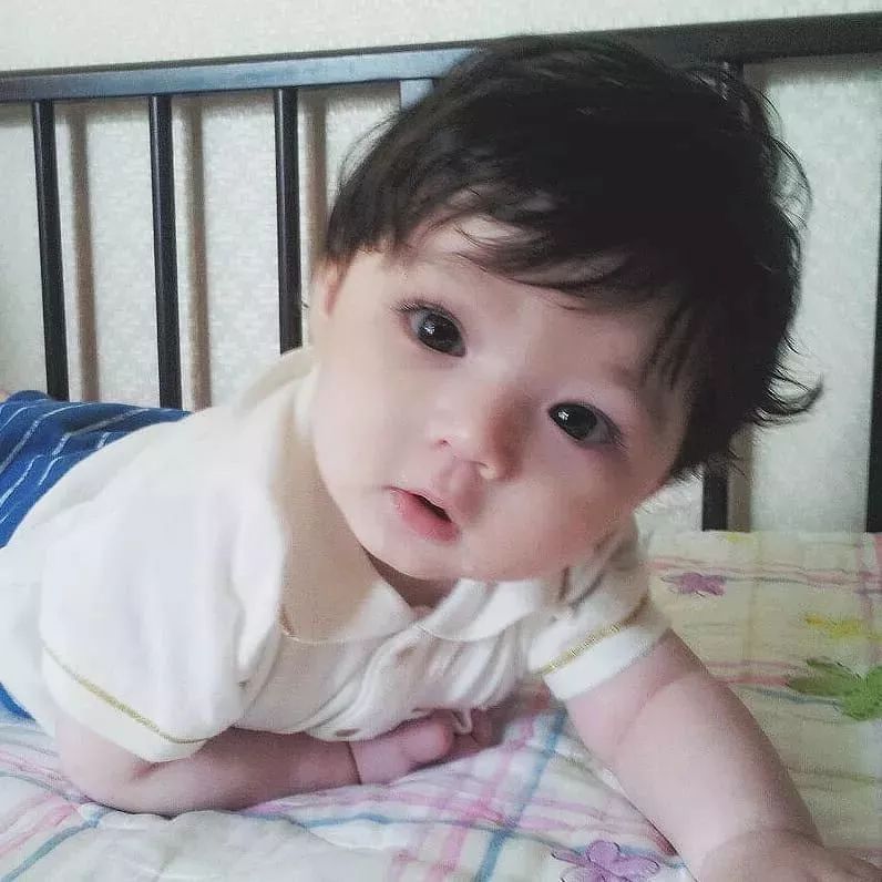 韩国神仙姐弟,混血小姐姐神仙颜值