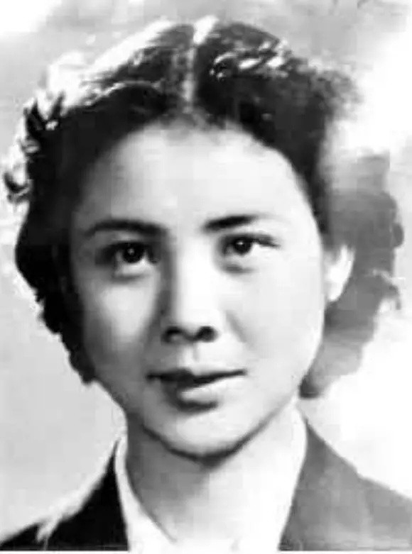 蹇冪伒涔嬬獥璞嗙摚,蹇冪伒涔嬬獥璞嗙摚鐢靛奖