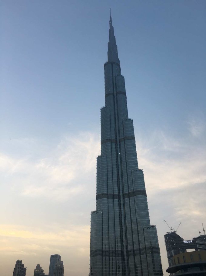 迪拜是个沙漠城市为什么那么有钱,迪拜四大土豪城市