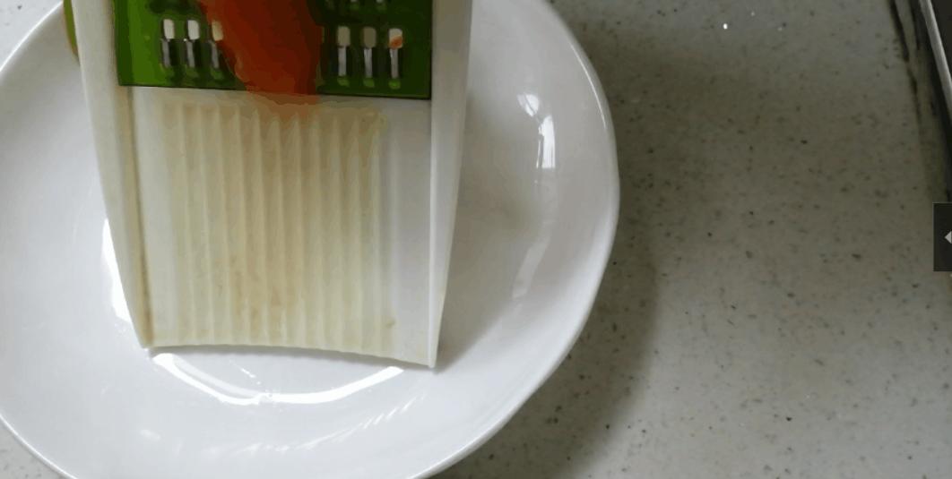 酱油炒面粘锅,炒粉炒面一放酱油就粘锅