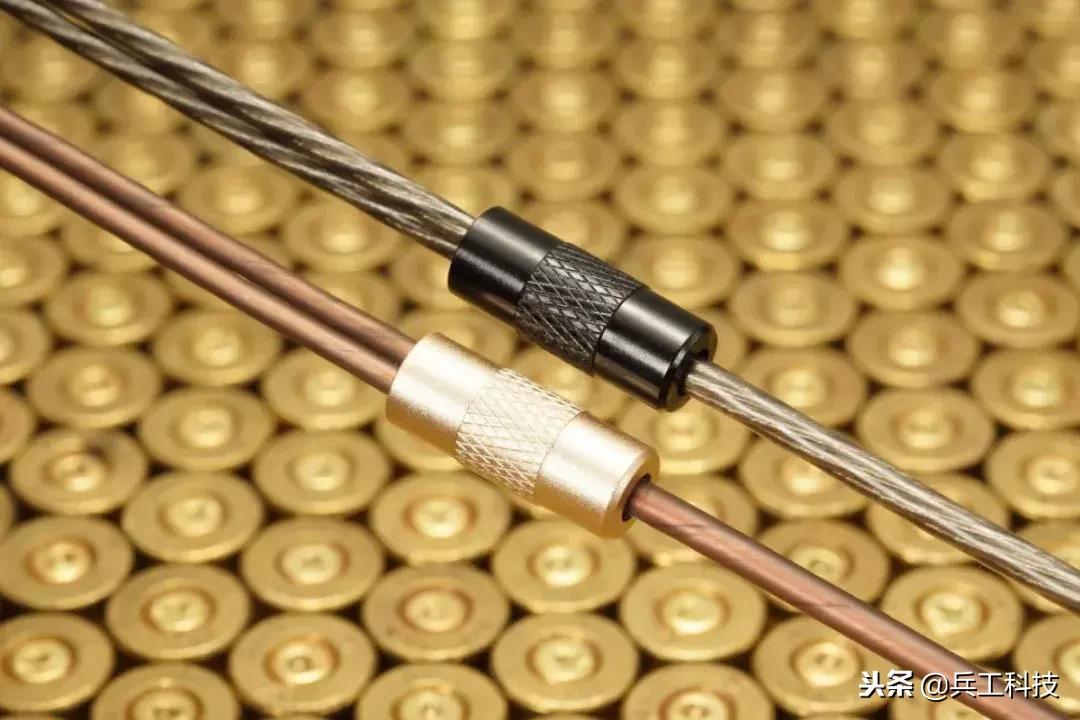 *弹子**耳机，耳机中的“超重低音轰炸机”！