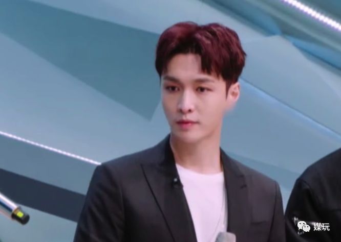 一个镜头60个马赛克，这节目“打码”破纪录了！网友：有骨气