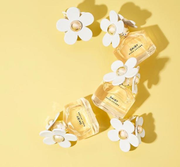 小白香水测评视频,汽车香水选购注意什么