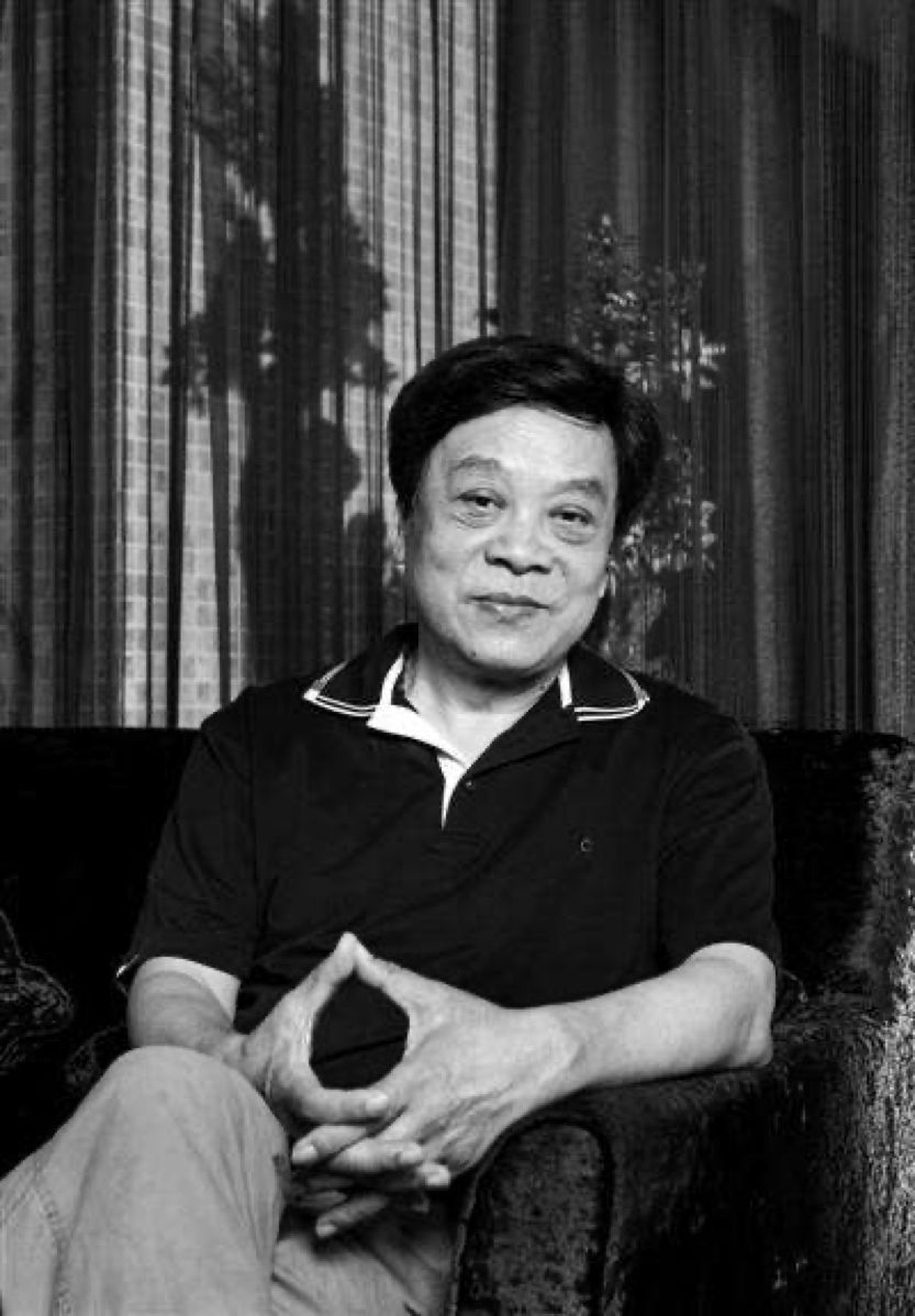 春晚主持人迭代：22岁小将混搭佟丽娅，38年头一遭