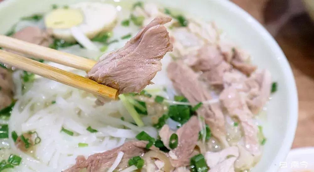 每个月总有那么几天想吃清淡的！没胃口的都被这碗粉治愈了