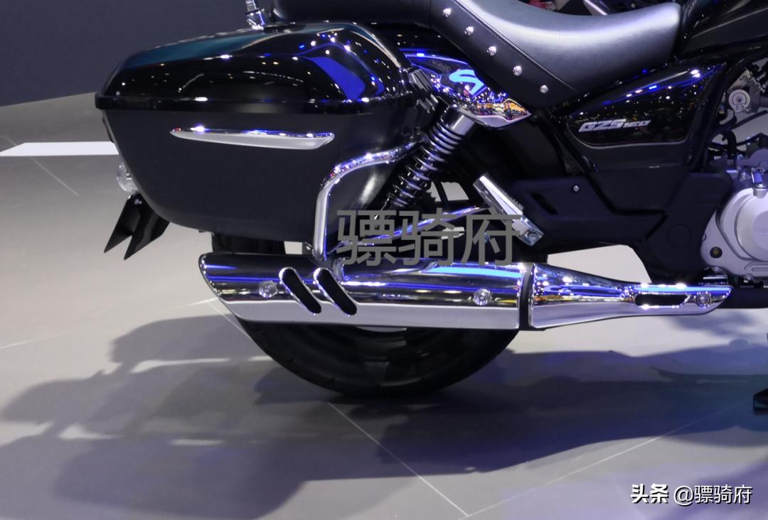 车坛常青树铃木GZ150终于有了接班人——豪爵GZS160首次亮相