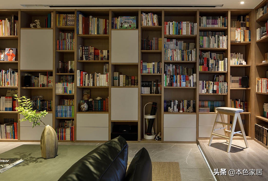 这才是真正的新中式装修,这才是真正的客厅