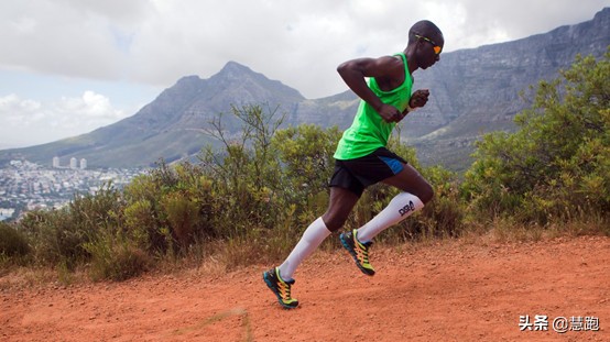 精细化地运用上坡跑：做过这种训练才能真正无所畏惧