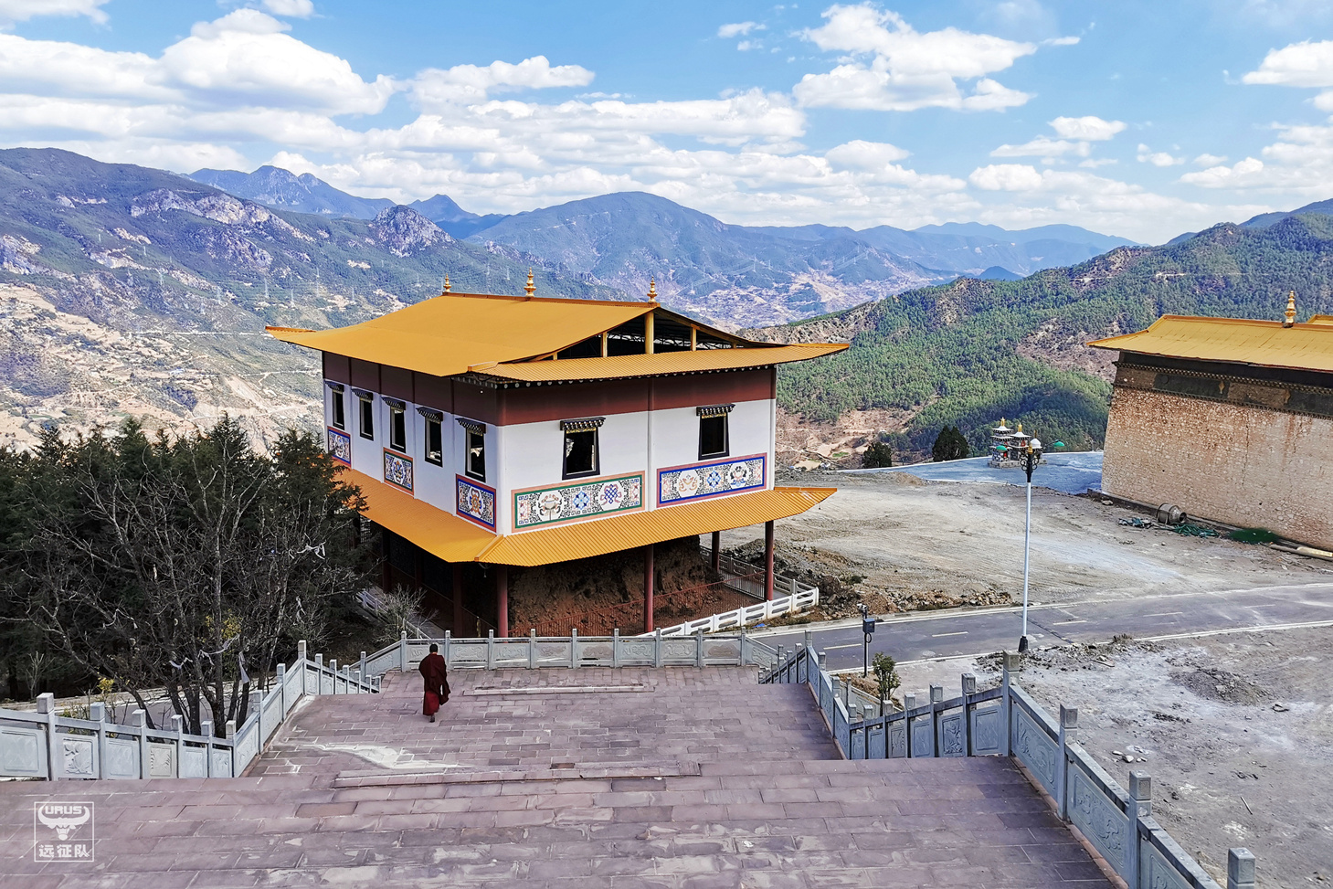 稻城亚丁至玛娜茶金如何走,四川木里县到玛娜茶金自驾