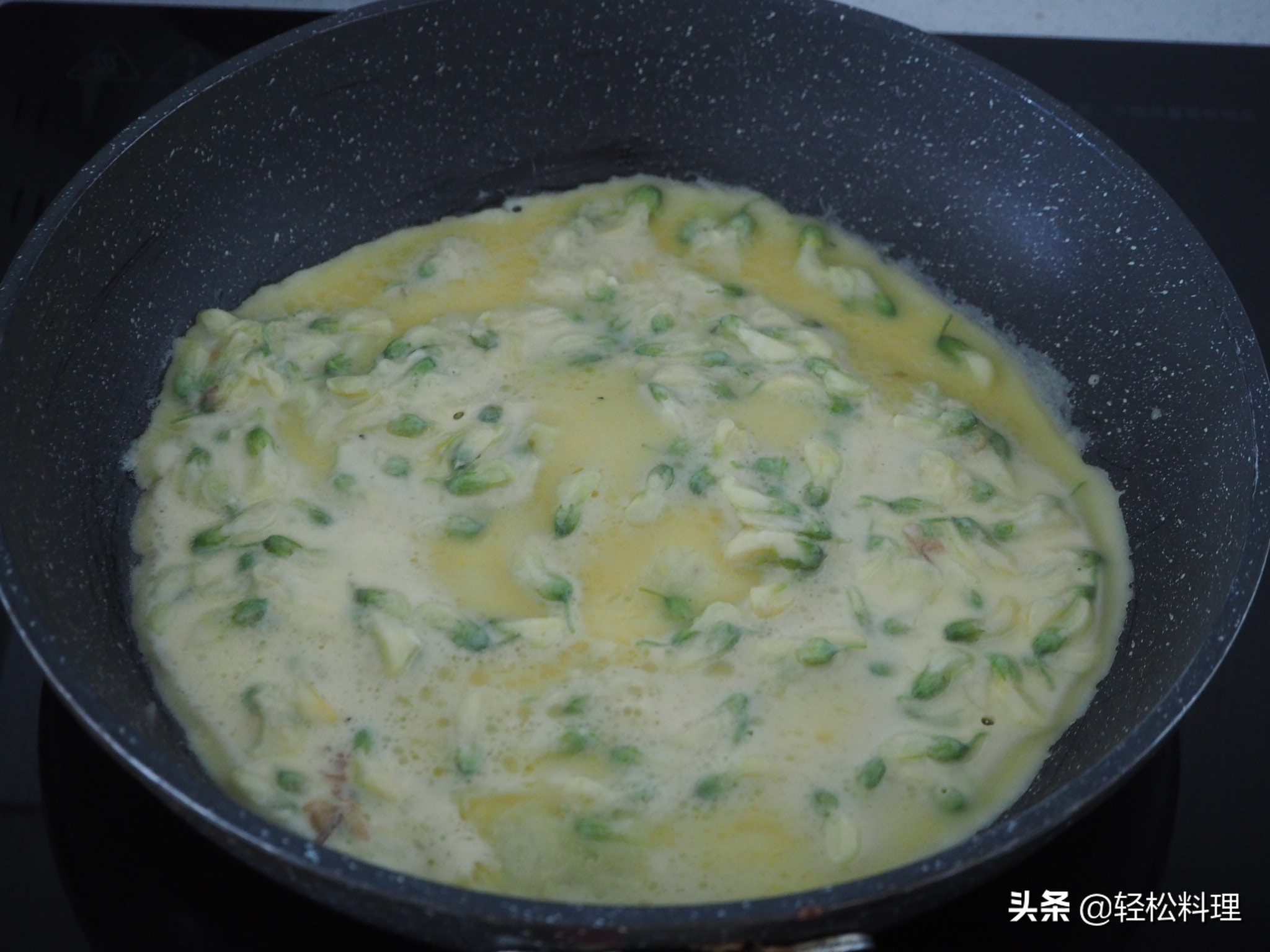 槐花这样做又酥又脆又美味,槐花的六种做法