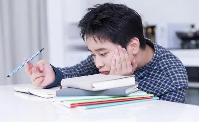 学霸分享学习小妙招,有关于学霸分享学习方法的视频