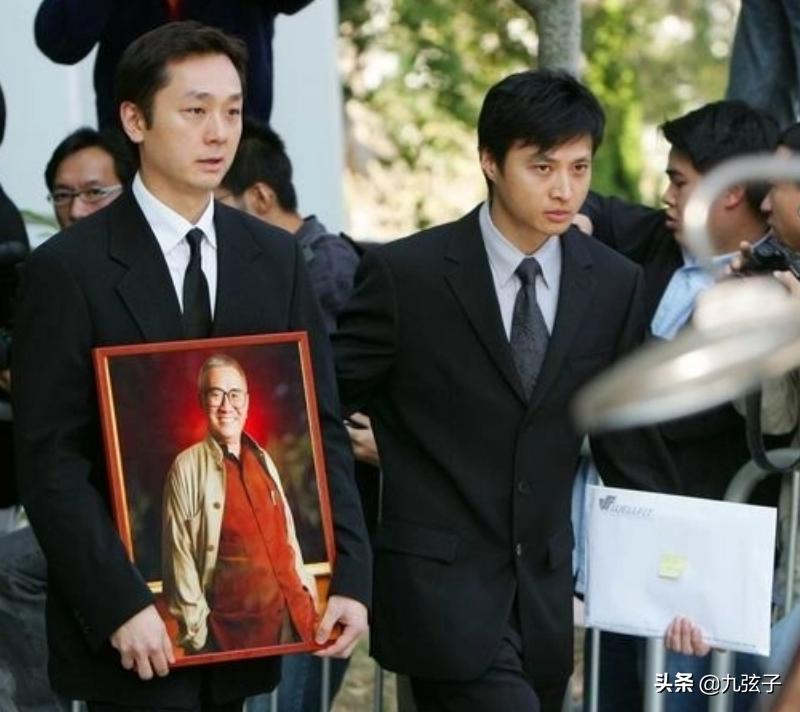 满口脏话的音乐鬼才，一婚出轨二婚娶小娇妻，63岁去世活成了传奇