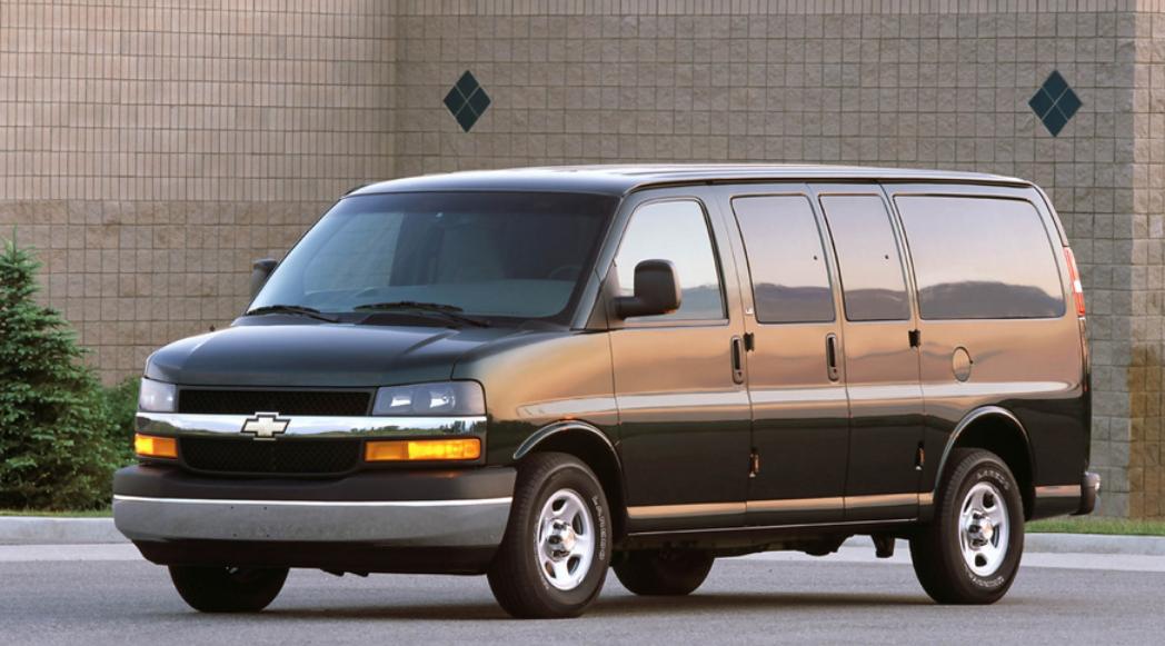 和埃尔法抗衡的保姆车,一百多万的保姆车埃尔法